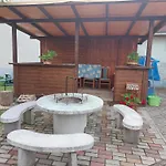 Apartament Maria Vendeghaz