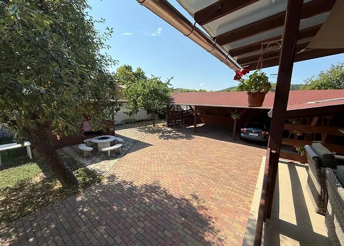 Apartament Maria Vendeghaz