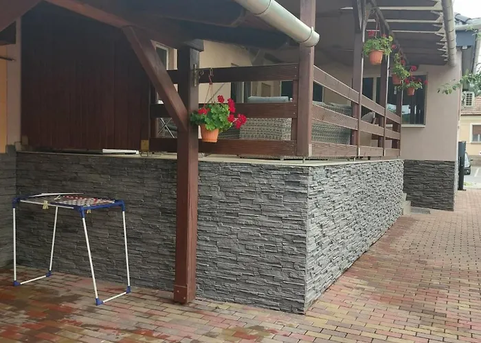Apartament Maria Vendeghaz *